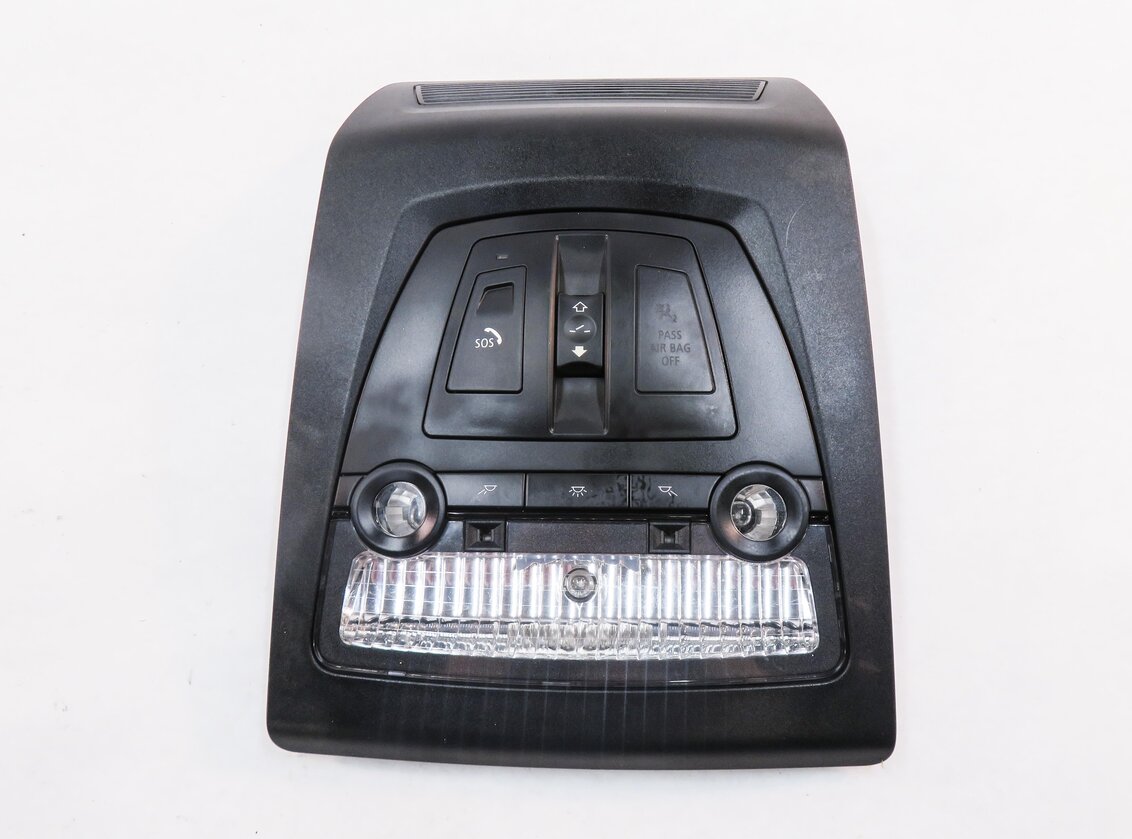 Thumbnail 2: 2012 BMW 550i (F10) FRONT DOMELIGHT MAP READING COURTESY LIGHT LAMP (BLACK)