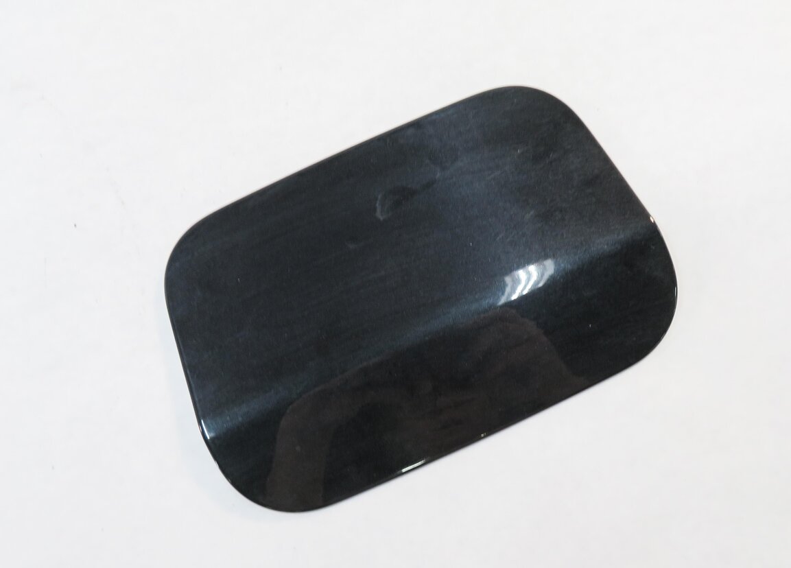 2004-2010 BMW 525i 528i 530i 535i 545i 550i M5 (E60) FUEL TANK DOOR TRIM (BLACK)