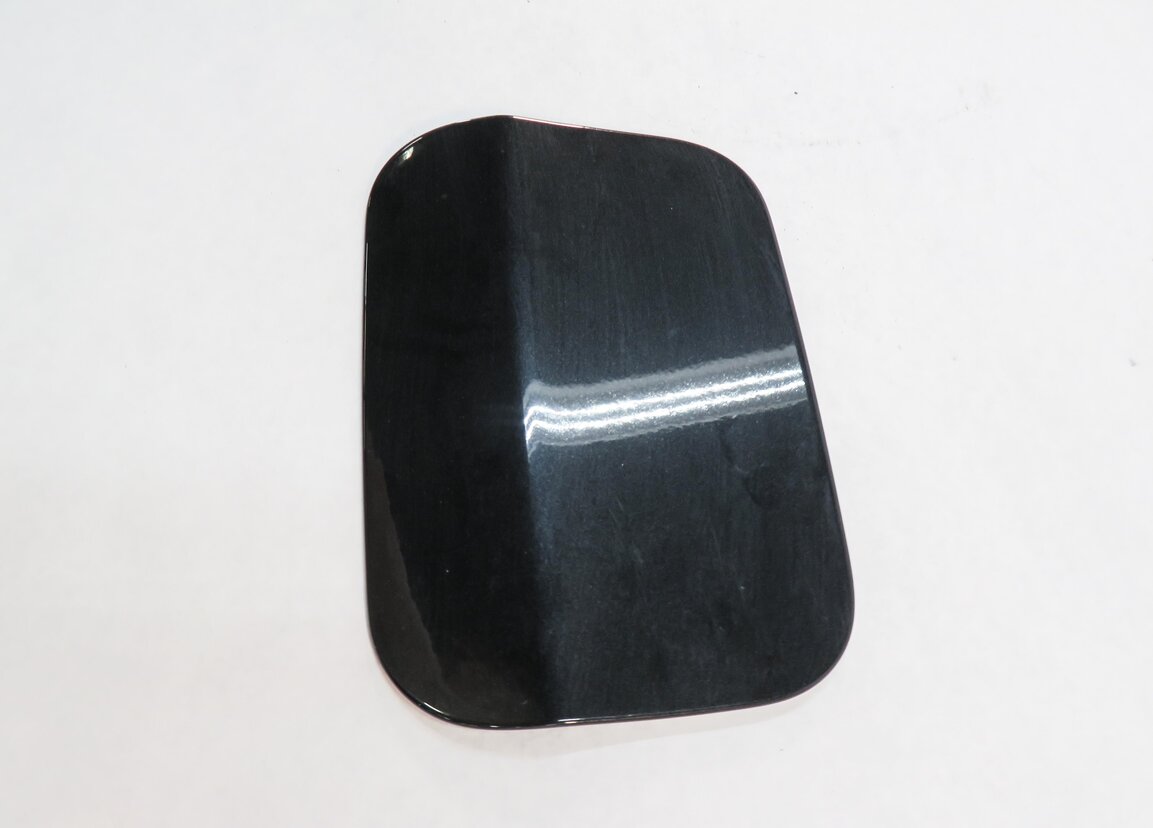 Thumbnail 4: 2004-2010 BMW 525i 528i 530i 535i 545i 550i M5 (E60) FUEL TANK DOOR TRIM (BLACK)