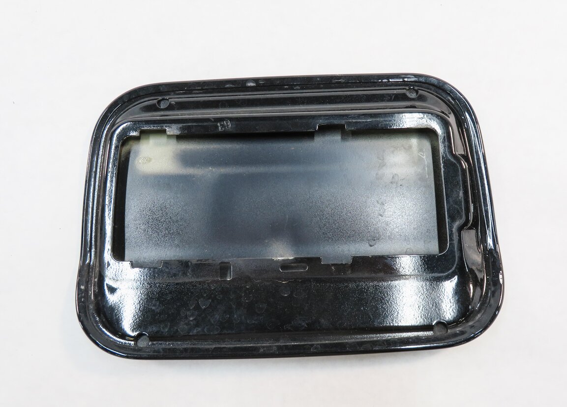 Thumbnail 6: 2004-2010 BMW 525i 528i 530i 535i 545i 550i M5 (E60) FUEL TANK DOOR TRIM (BLACK)