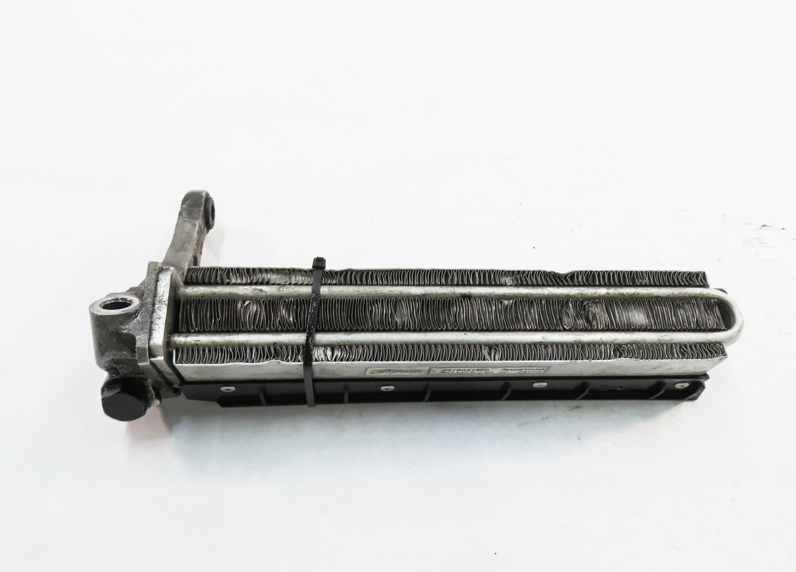 Thumbnail 2: 2008 BMW M5 ///M (E60) SMG TRANSMISSION OIL COOLER RADIATOR