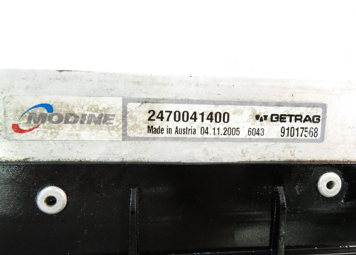 Thumbnail 7: 2008 BMW M5 ///M (E60) SMG TRANSMISSION OIL COOLER RADIATOR