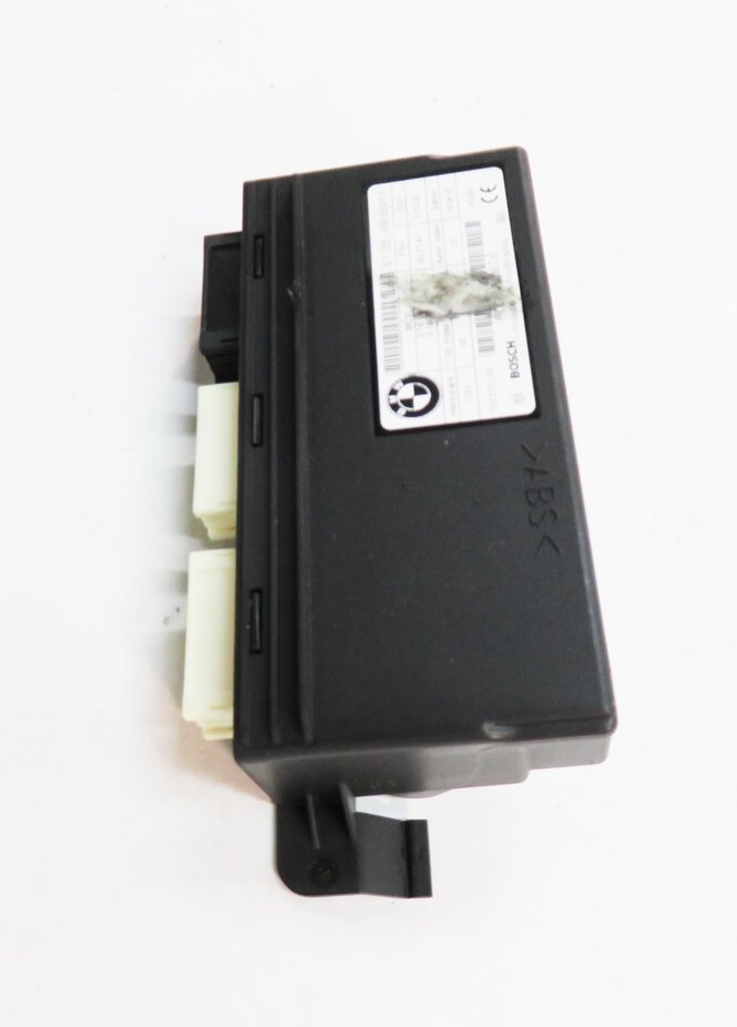 Thumbnail 4: 2008 BMW M5 ///M (E60) FRONT SEAT BACKREST CONTROL MODULE