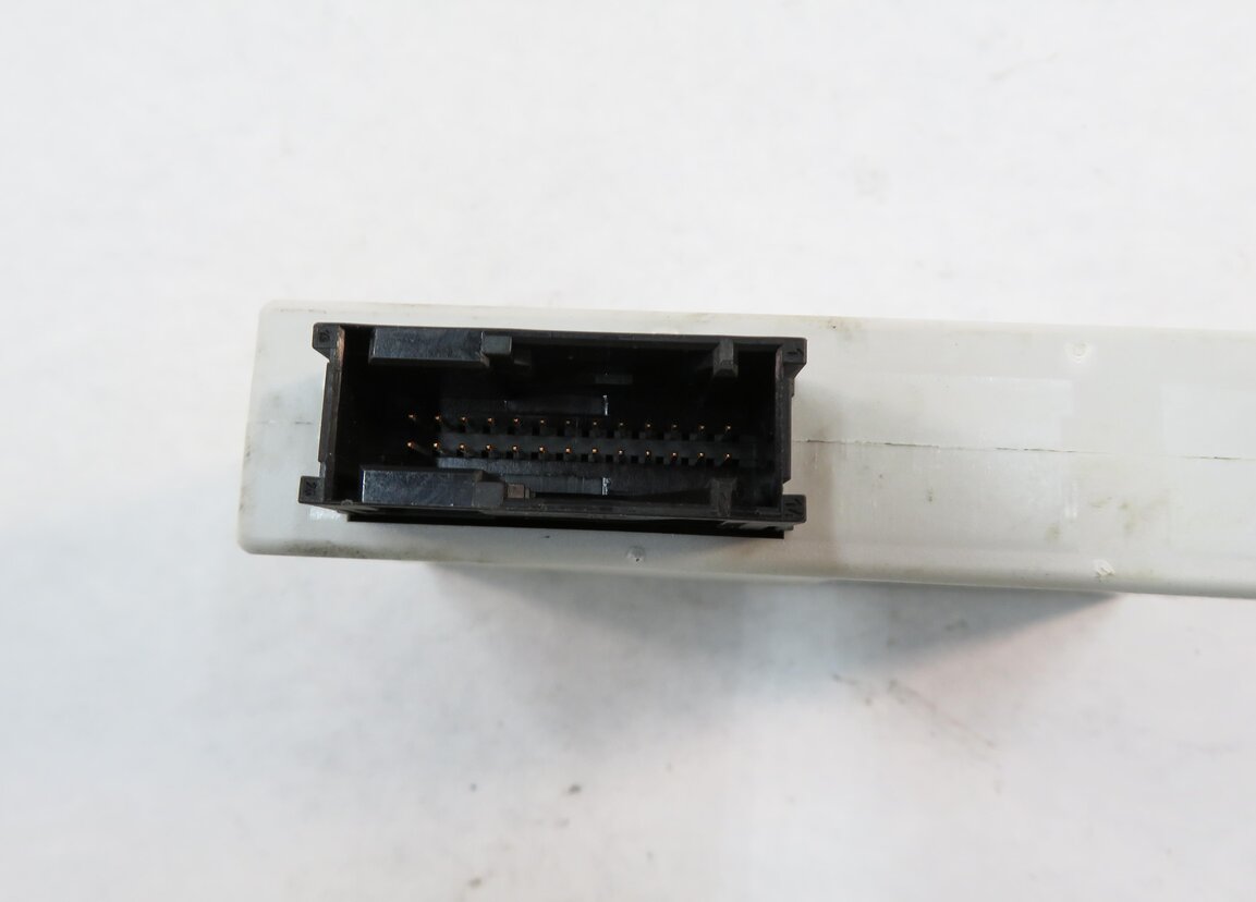 Thumbnail 6: 2008 BMW M5 ///M (E60) COMFORT PASSIVE GO KEYLESS ENTRY CONTROL MODULE