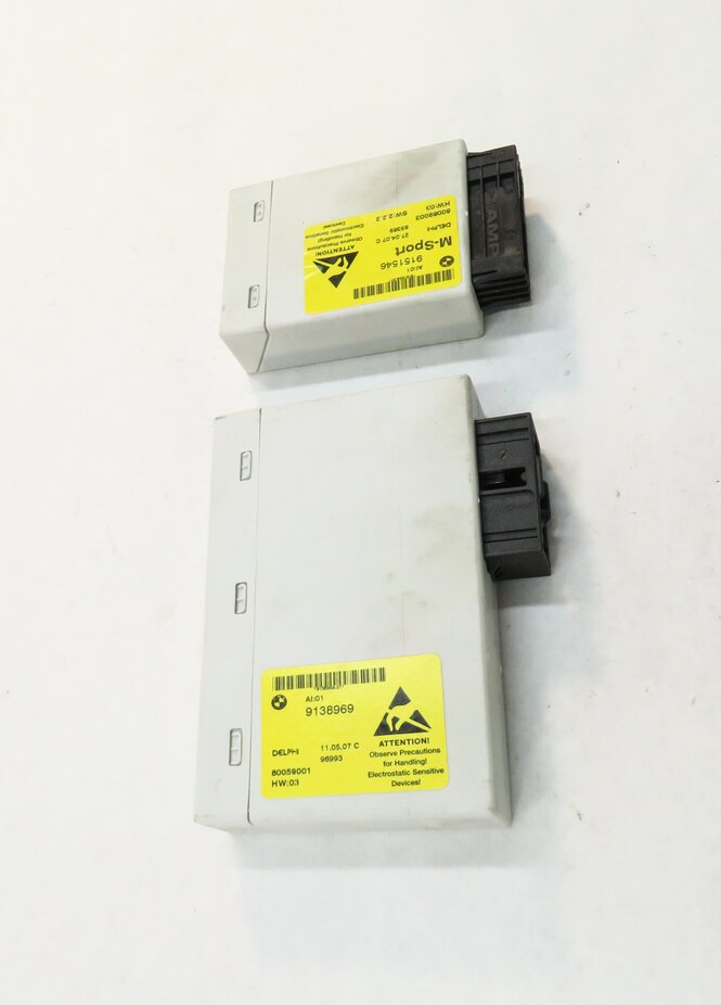 Thumbnail 3: 2008 BMW M5 ///M (E60) iDRIVE POWER CONTROL MODULE SET-2