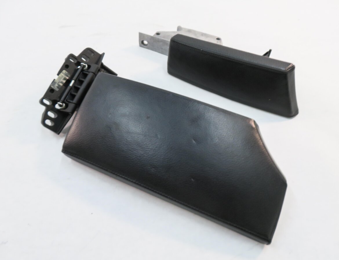 2006-2010 BMW M5 ///M (E60) FRONT CENTER CONSOLE ARM REST LID (BLACK LEATHER)