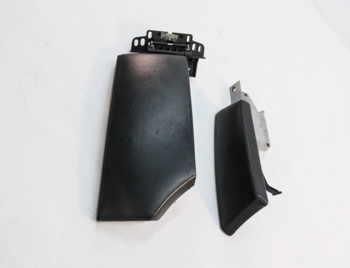 Thumbnail 4: 2006-2010 BMW M5 ///M (E60) FRONT CENTER CONSOLE ARM REST LID (BLACK LEATHER)