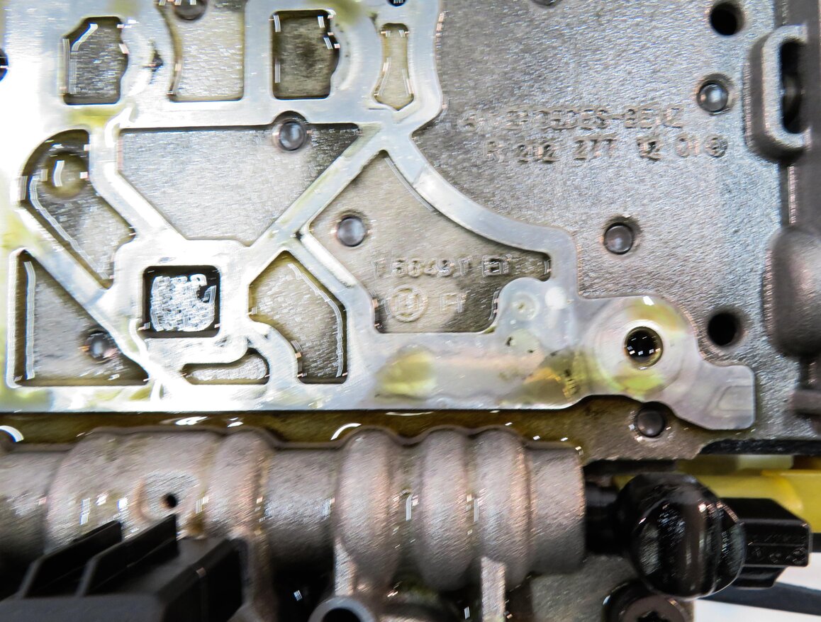 Thumbnail 5: 2012-2013 MERCEDES GL350 ML350 (W166 X166) DIESEL TRANSMISSION VALVE BODY BLOCK