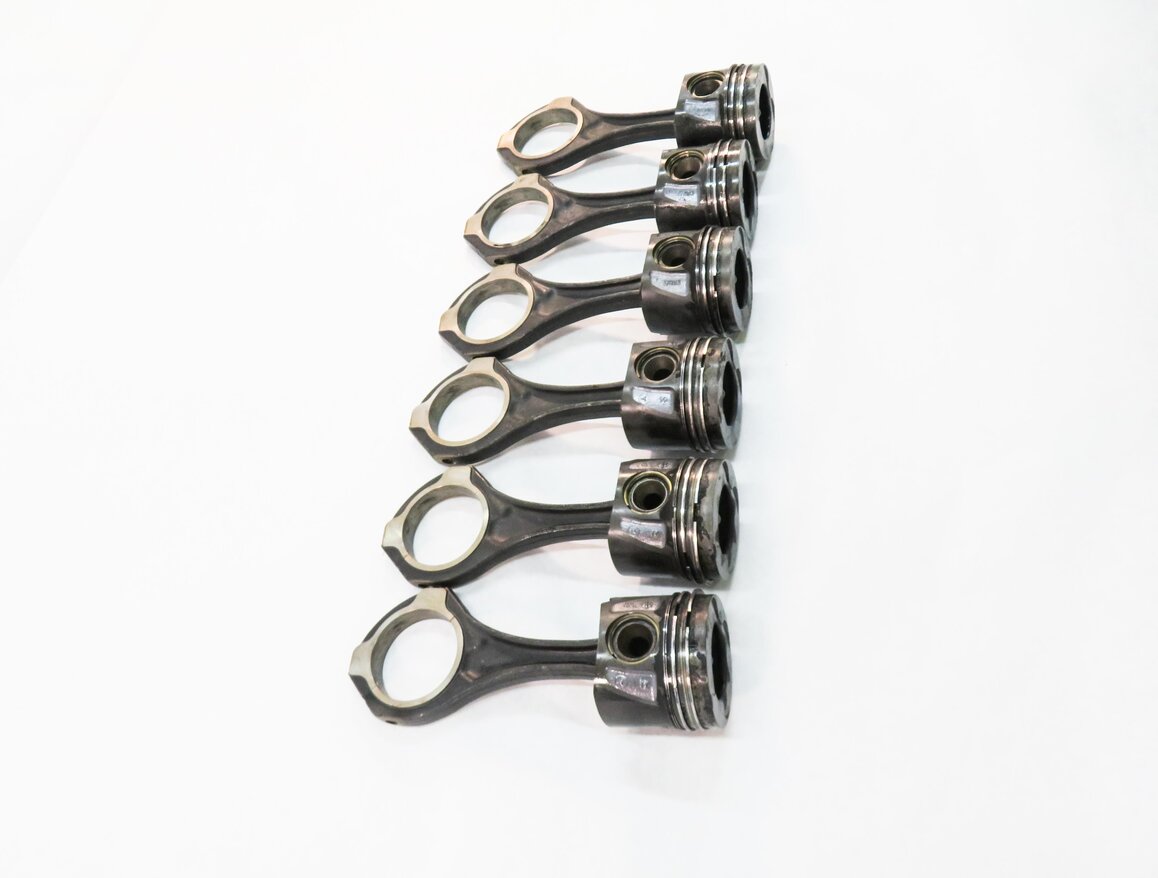 Thumbnail 4: 12-17 MERCEDES GL350 GLS350D ML350 S350 (W166 X166 W221) 3.0L DIESEL PISTON SET