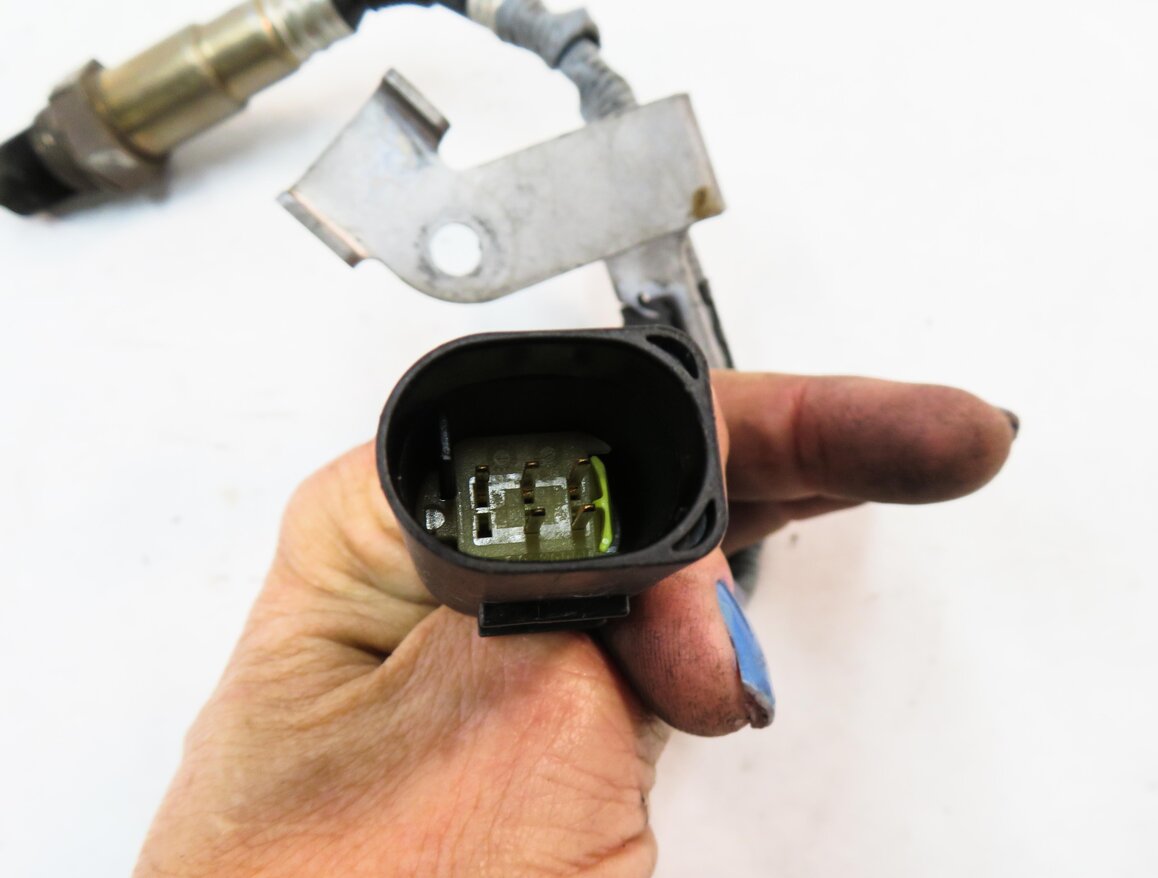 Thumbnail 5: 2012 MERCEDES ML350 (W166) 3.0L OM642 DIESEL ENGINE - O2 OXYGEN SENSOR