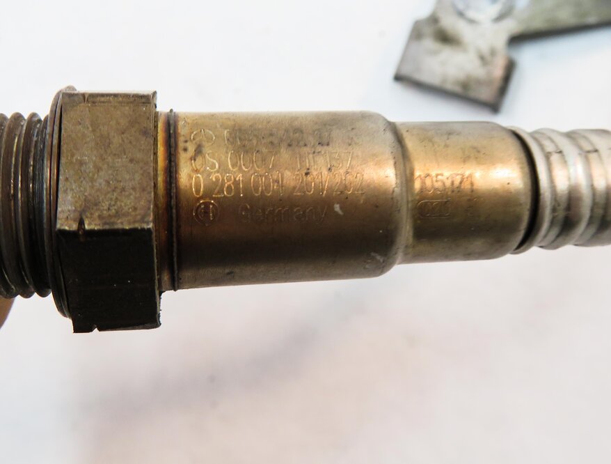 Thumbnail 6: 2012 MERCEDES ML350 (W166) 3.0L OM642 DIESEL ENGINE - O2 OXYGEN SENSOR