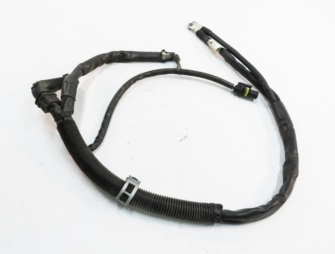 Thumbnail 2: 2012 MERCEDES ML350 (W166) DIESEL - POSITIVE BATTERY ALTERNATOR STARTER CABLE