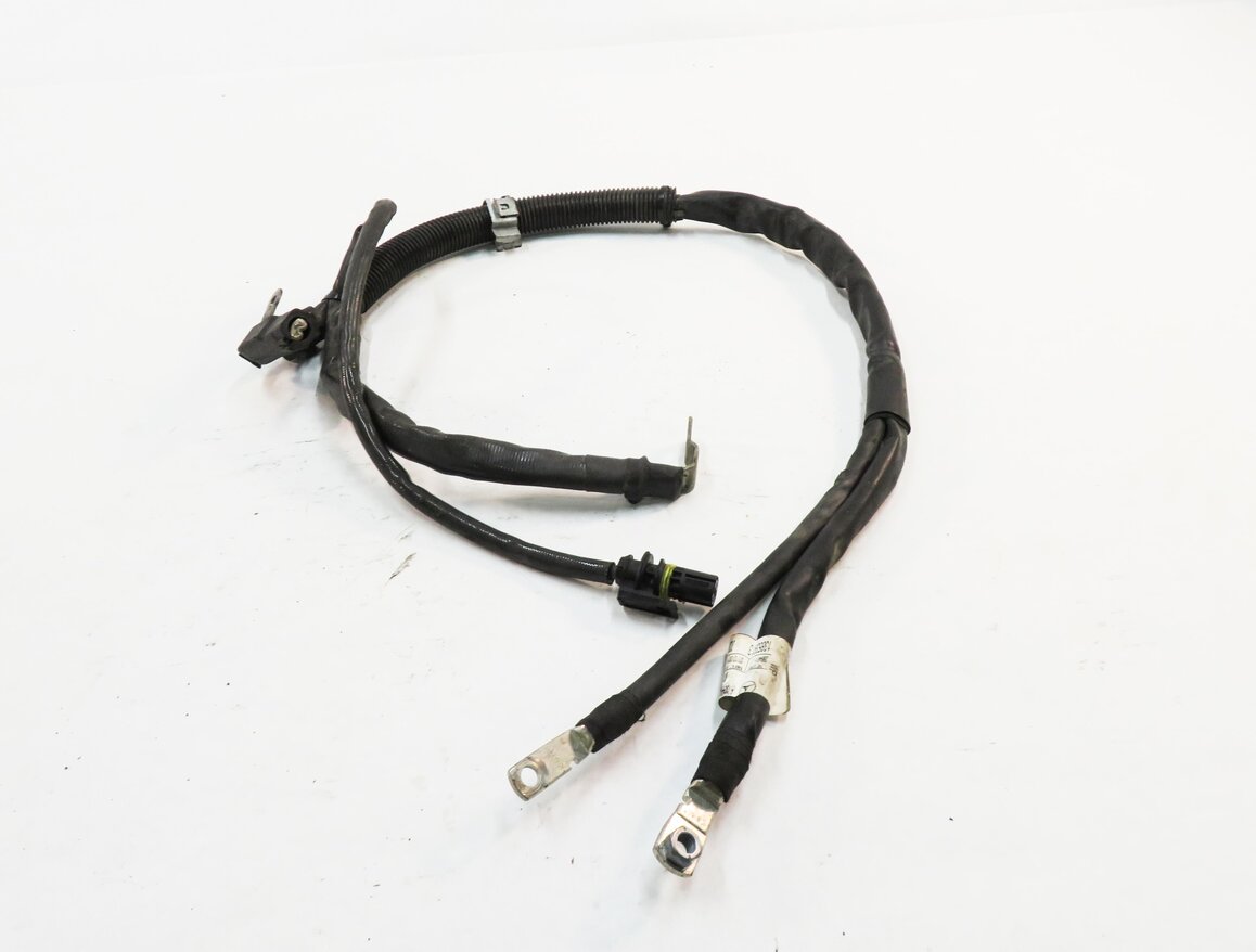 Thumbnail 5: 2012 MERCEDES ML350 (W166) DIESEL - POSITIVE BATTERY ALTERNATOR STARTER CABLE