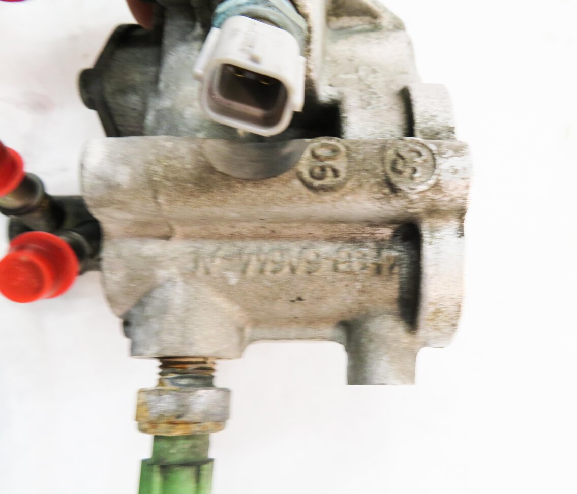 Thumbnail 8: 2007 RANGE ROVER SPORT (L320) 4.2L SUPERCHARGED ENGINE - OIL FILTER ADAPTER