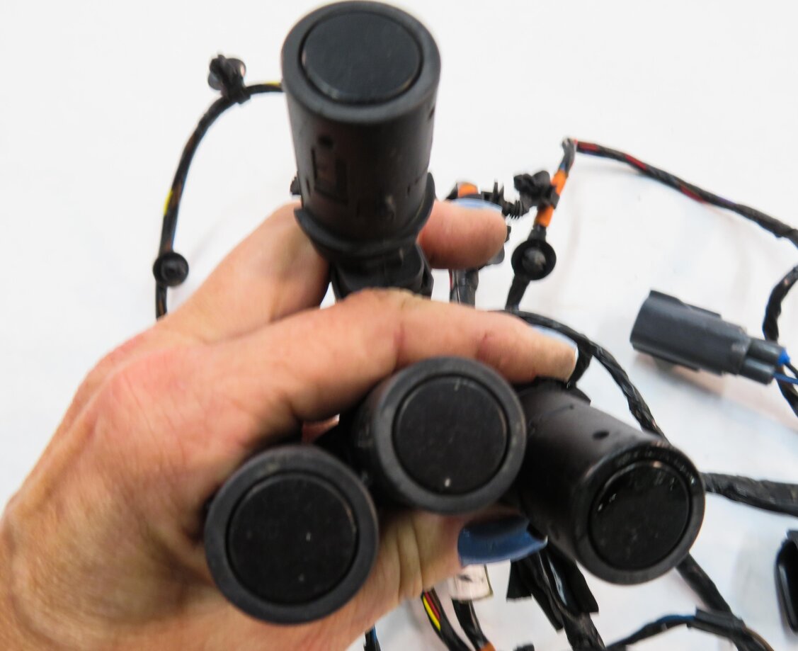Thumbnail 6: 2007 RANGE ROVER SPORT (L320) REAR PDC PARK DISTANCE SENSOR SET w/ HARNESS