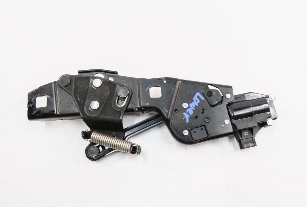 Thumbnail 7: 2007 RANGE ROVER SPORT (L320) REAR TRUNK LOCK LATCH ACTUATOR MOTOR STRIKER PLATE