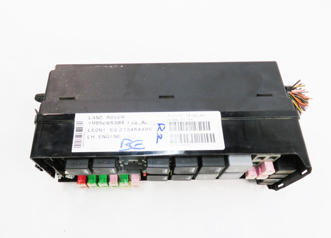 Thumbnail 8: 2007-2009 RANGE ROVER SPORT (L320) 4.2L SUPERCHARGED ENGINE FUSE BOX