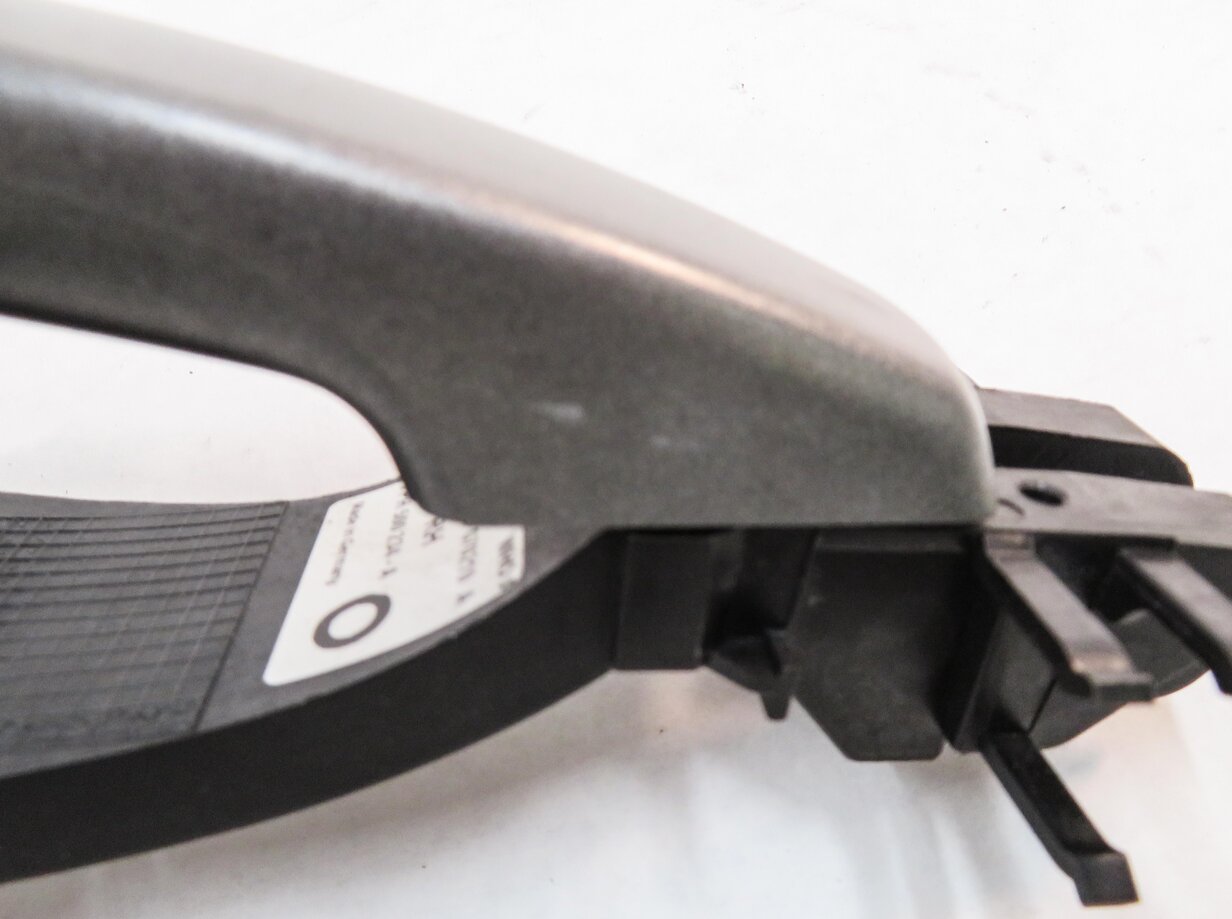 Thumbnail 8: 05-16 LR2 LR3 LR4 RANGE ROVER SPORT (L320 L494) RIGHT FRONT / REAR - DOOR HANDLE
