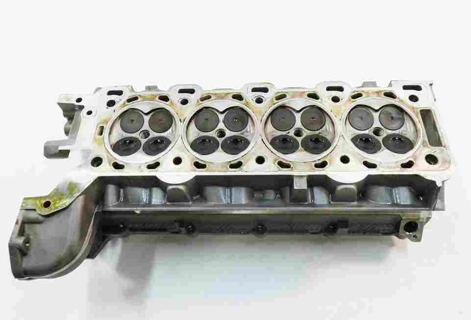 Thumbnail 7: 2007-2009 RANGE ROVER (L322) 4.2L SUPERCHARGED V8 ENGINE - LEFT CYLINDER HEAD