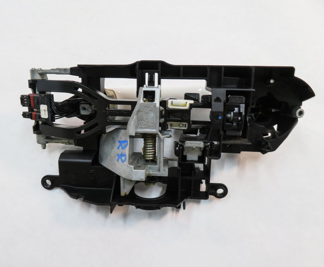 Thumbnail 6: 09-18 BMW 528i 535i 550i 740i 750i 760i RIGHT REAR COMFORT DOOR HANDLE (WHITE)