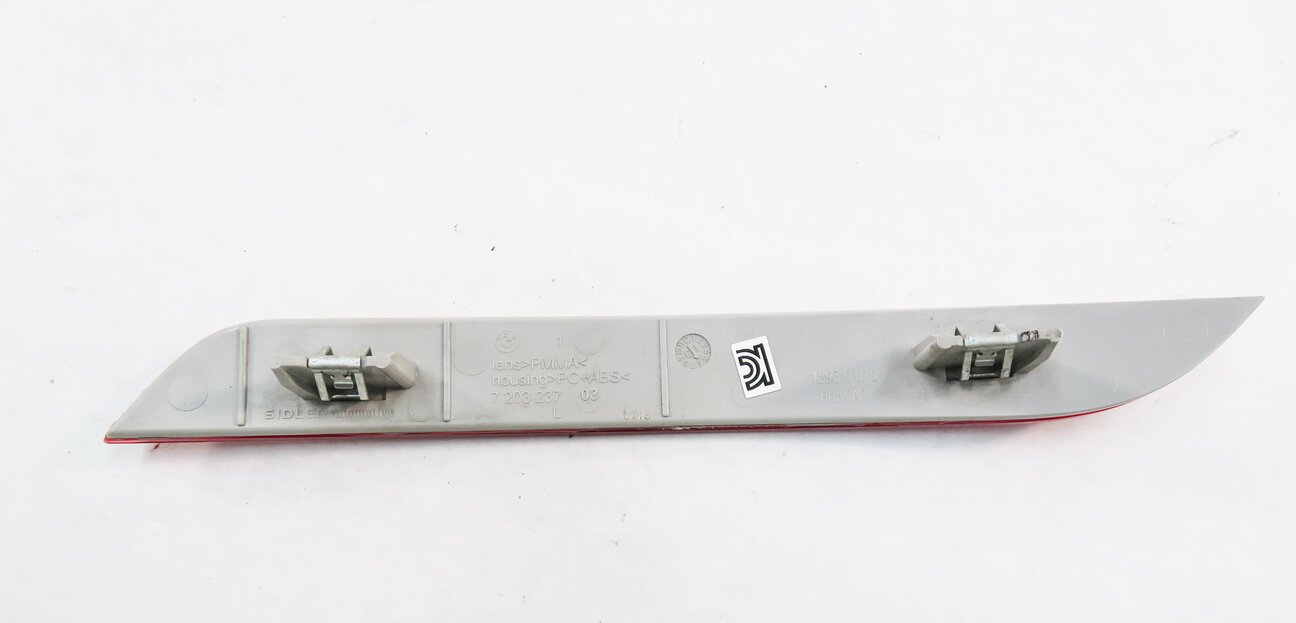 Thumbnail 7: 2012 BMW 535i (F10) LEFT & RIGHT REAR BUMPER MARKER REFLECTOR SET-2