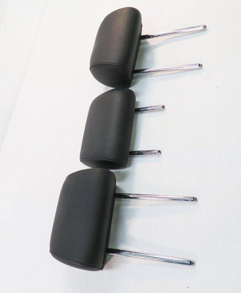 Thumbnail 3: 2012 BMW 535i (F10) REAR SEAT HEADREST SET-3 (BLACK LEATHER LCSW)