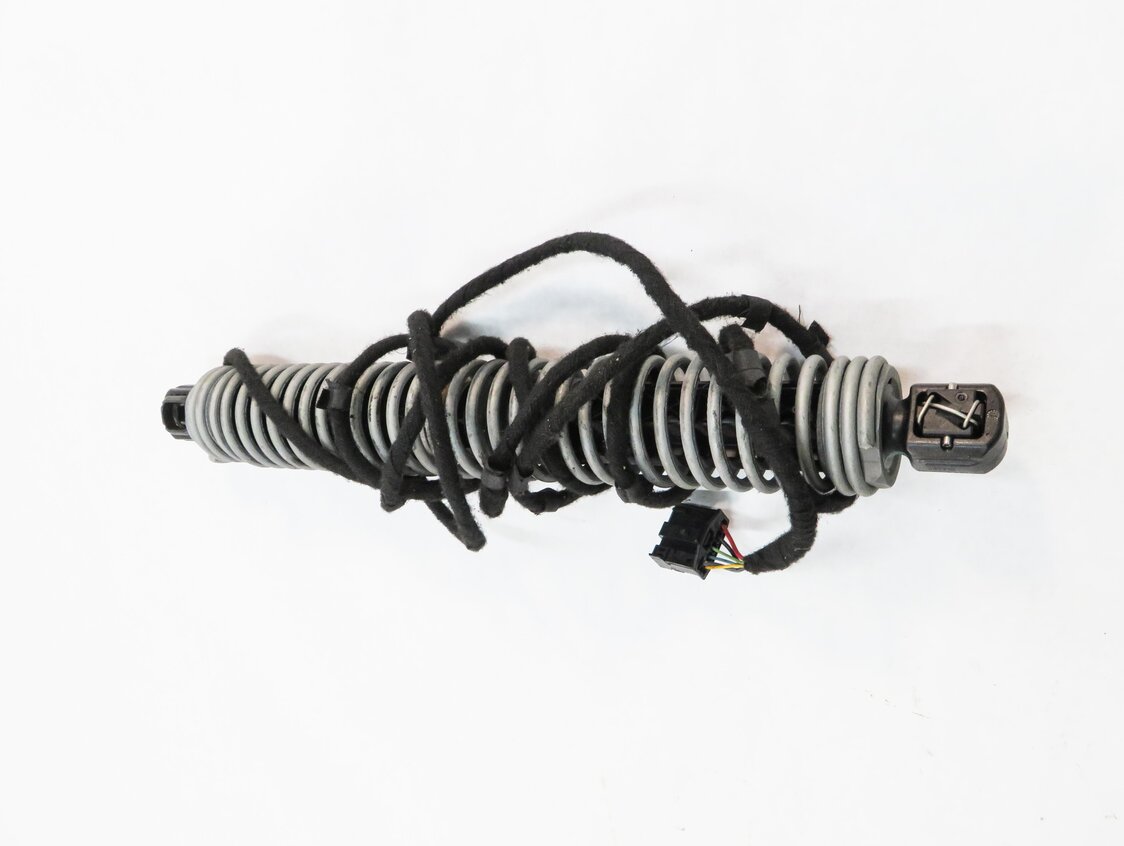 Thumbnail 4: 2012 BMW 535i (F10) REAR TRUNK ELECTRIC SHOCK STRUT