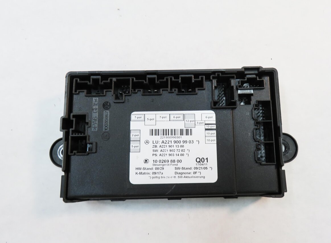 Thumbnail 2: 2012 MERCEDES S550 (W221) RIGHT REAR DOOR CONTROL MODULE