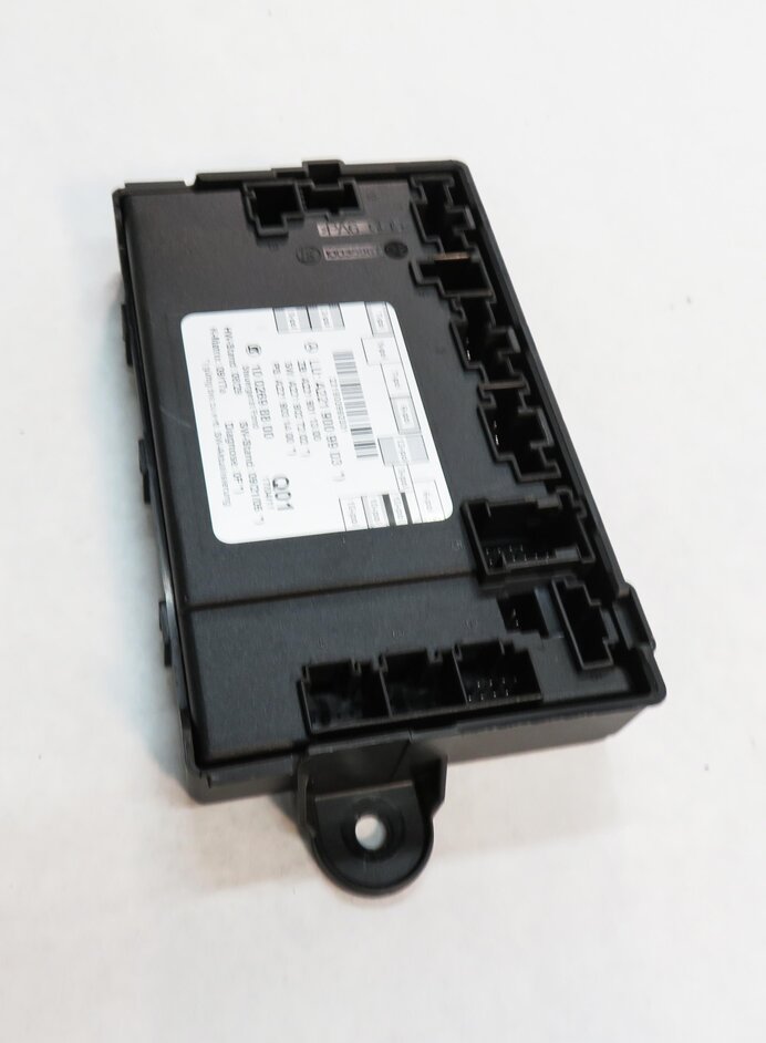 Thumbnail 4: 2012 MERCEDES S550 (W221) RIGHT REAR DOOR CONTROL MODULE