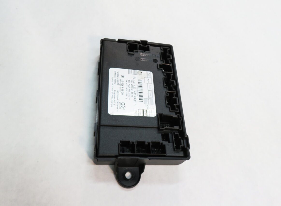 Thumbnail 2: 2012 MERCEDES S550 (W221) LEFT REAR DOOR CONTROL MODULE