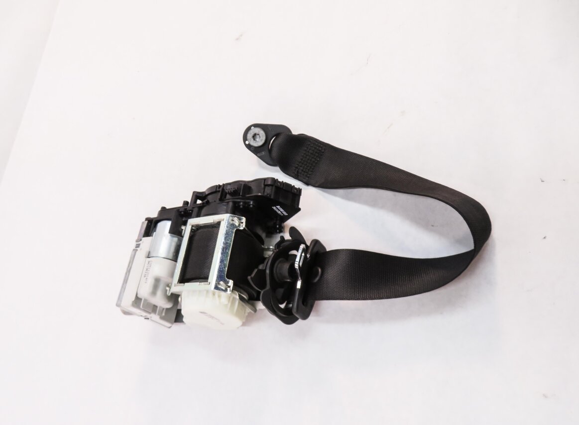 Thumbnail 3: 11-13 MERCEDES S350 S450 S550 S600 (W221) LEFT DRIVER SEATBELT RETRACTOR (BLACK)