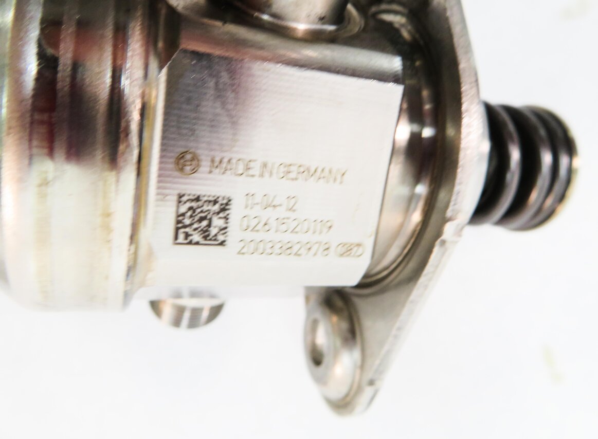 Thumbnail 8: 2011-2020 MERCEDES E500 E550 S600 SL450 SL550 GL550 - RIGHT MECHANICAL FUEL PUMP