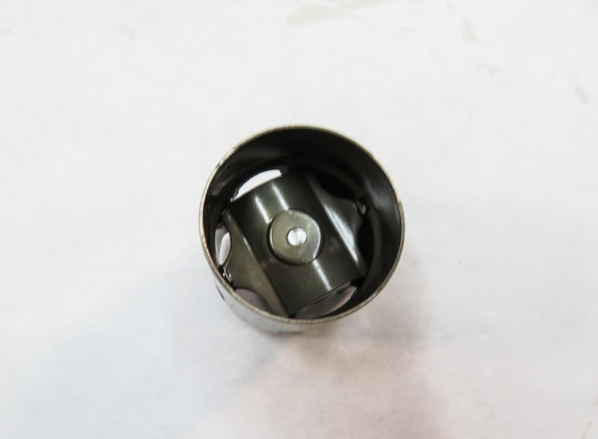 Thumbnail 9: 2011-2020 MERCEDES E500 E550 S600 SL450 SL550 GL550 - RIGHT MECHANICAL FUEL PUMP
