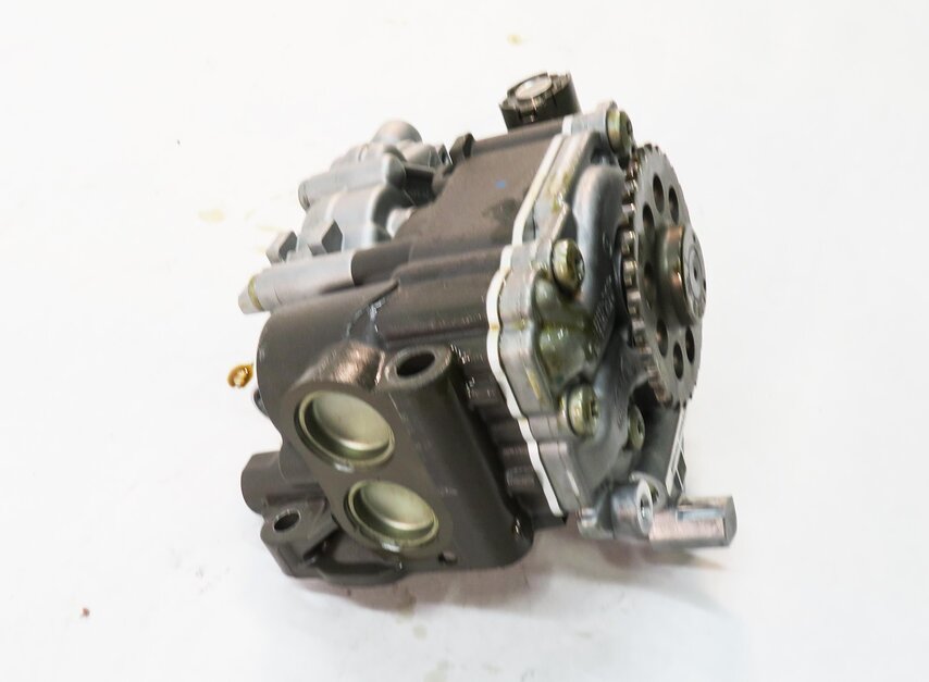 Thumbnail 4: 2012 MERCEDES S550 (W221) 4.6L M278.9 TWIN TURBO V8 ENGINE - OIL PUMP