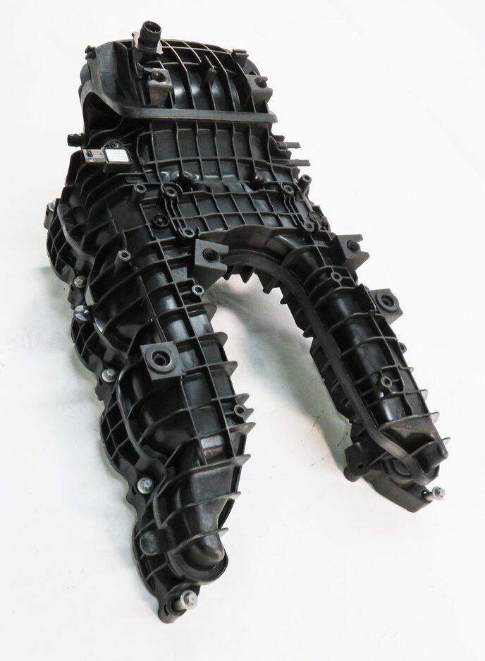 Thumbnail 4: 11-20 MERCEDES CL550 E550 GL450 GL550 GLS550 S550 SL550 - 4.6L INTAKE MANIFOLD