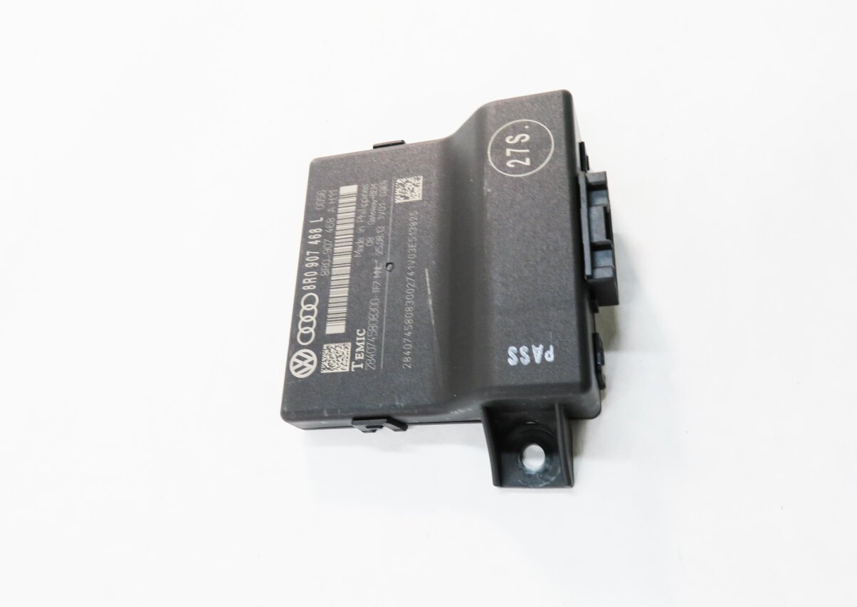 Thumbnail 3: 2014 AUDI A5 (B8 8T) GATEWAY DATA CAN BUS CONTROL MODULE
