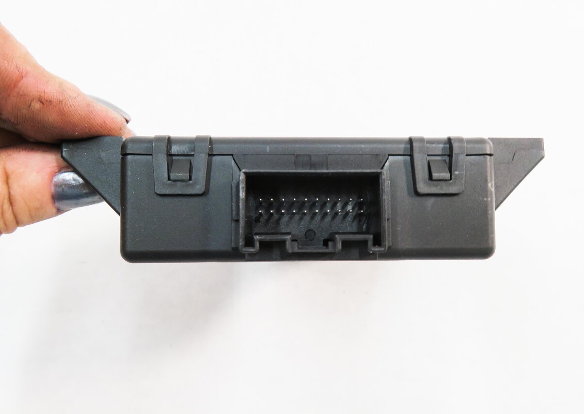 Thumbnail 6: 2014 AUDI A5 (B8 8T) GATEWAY DATA CAN BUS CONTROL MODULE
