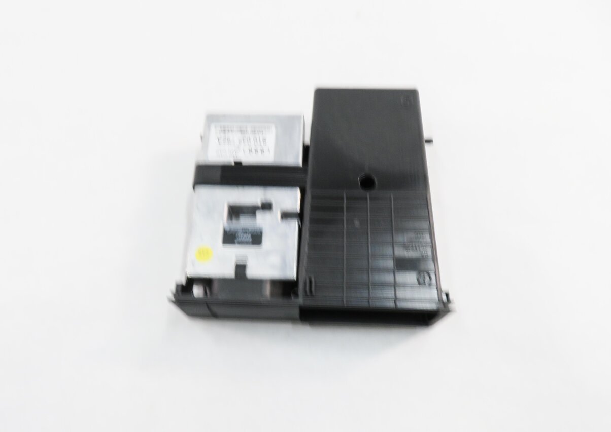 Thumbnail 2: 2014 AUDI A5 (B8 8T) RADIO STEREO MMI i-POD INTERFACE CONTROL MODULE w/ HOUSING