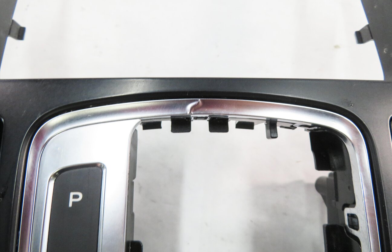 Thumbnail 10: 2014 AUDI A5 (B8 8T) FRONT CENTER CONSOLE SHIFT INDICATOR TRIM w/ BRAKE SWITCH