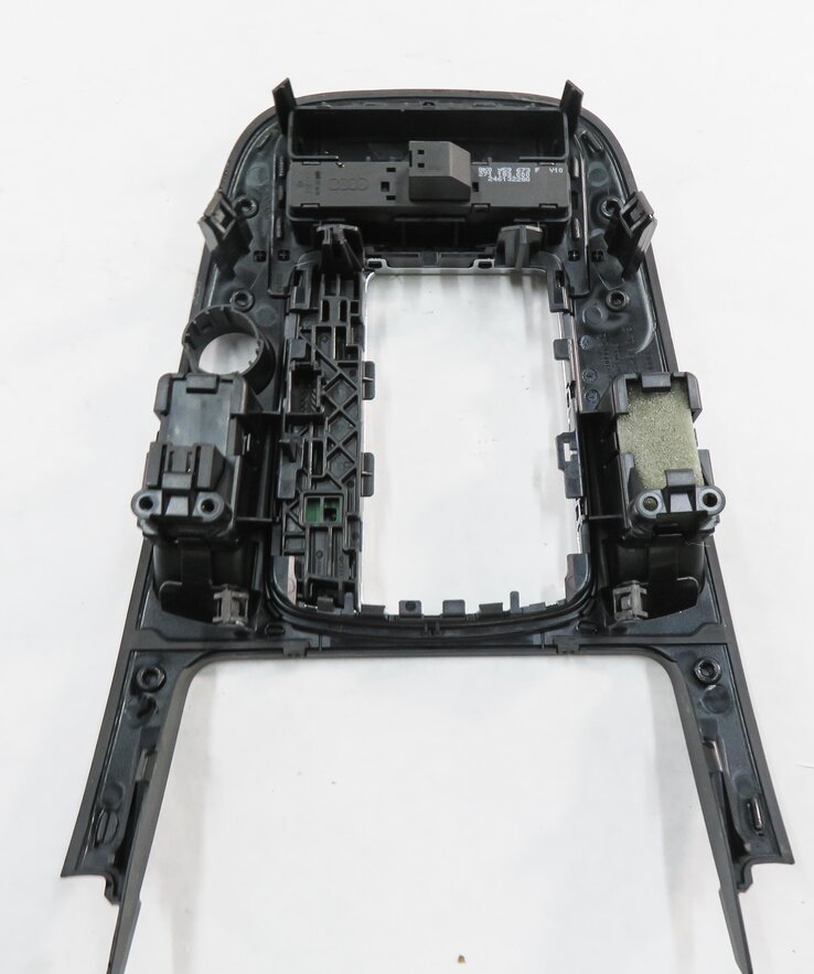 Thumbnail 6: 2014 AUDI A5 (B8 8T) FRONT CENTER CONSOLE SHIFT INDICATOR TRIM w/ BRAKE SWITCH