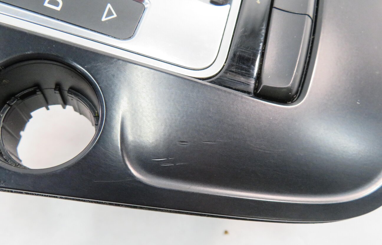 Thumbnail 8: 2014 AUDI A5 (B8 8T) FRONT CENTER CONSOLE SHIFT INDICATOR TRIM w/ BRAKE SWITCH