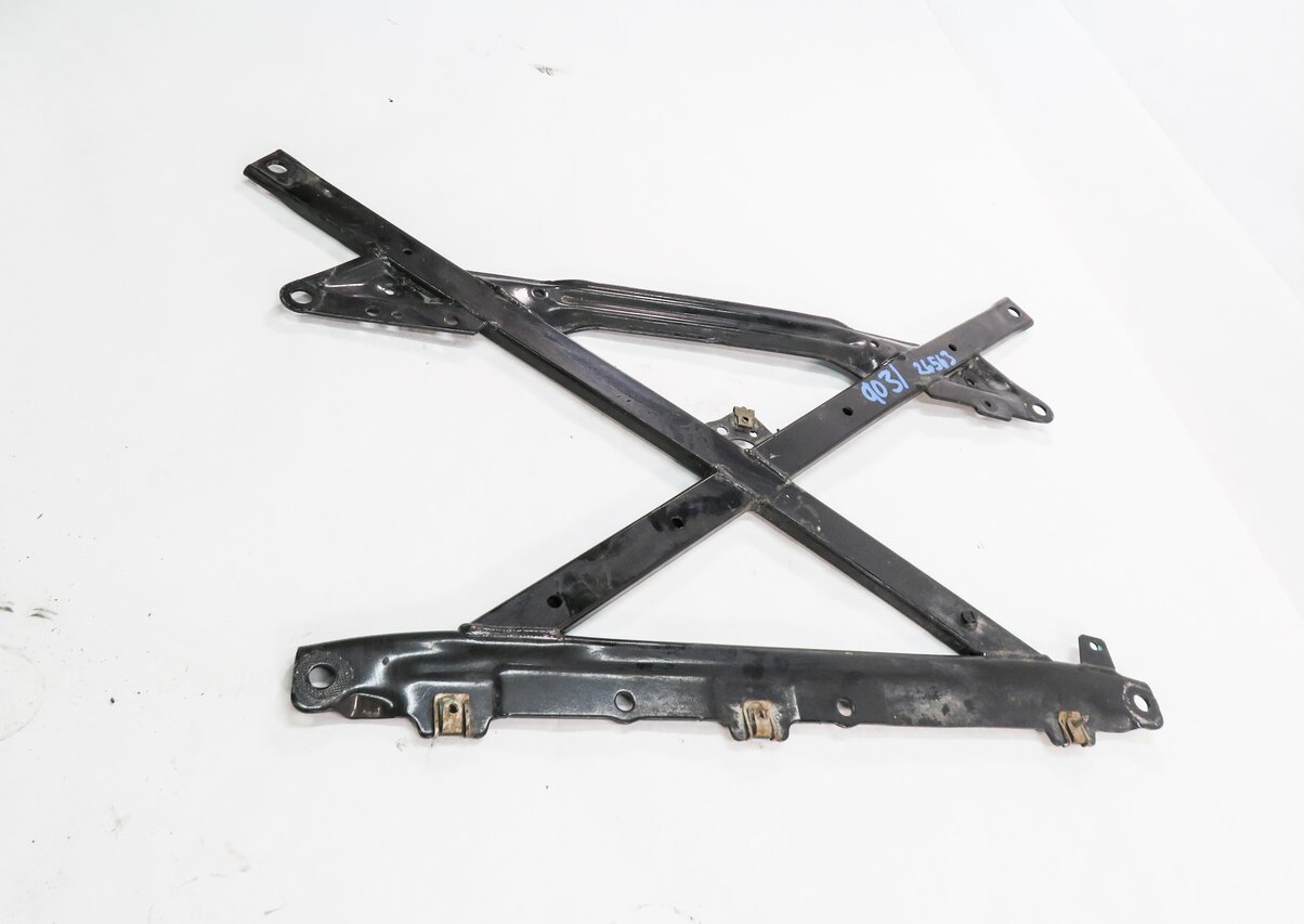 Thumbnail 3: 2014 AUDI A5 (B8 8T) TRANSMISSION CROSSMEMBER SUPPORT BRACE