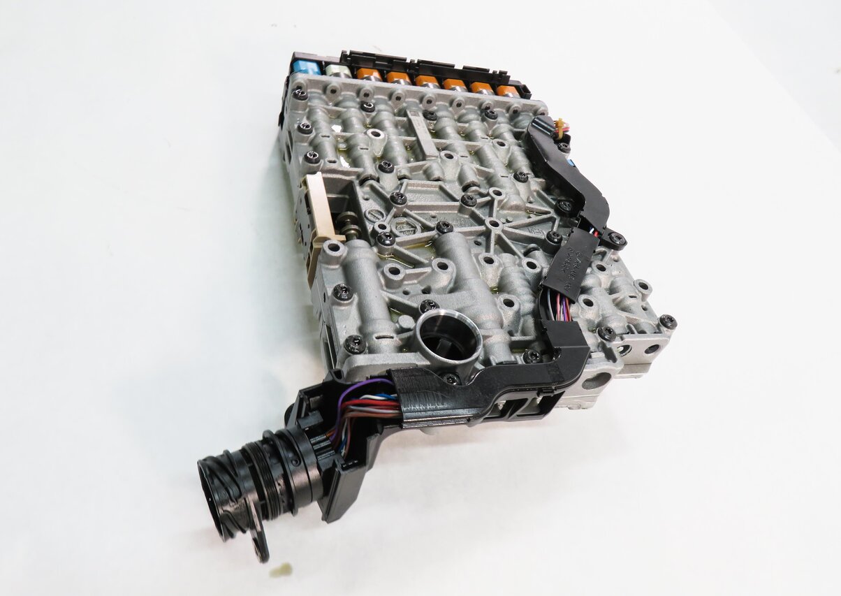 Thumbnail 4: 2014-2017 AUDI A5 (B8 8T) QUATTRO AWD - 2.0L TRANSMISSION VALVE BODY