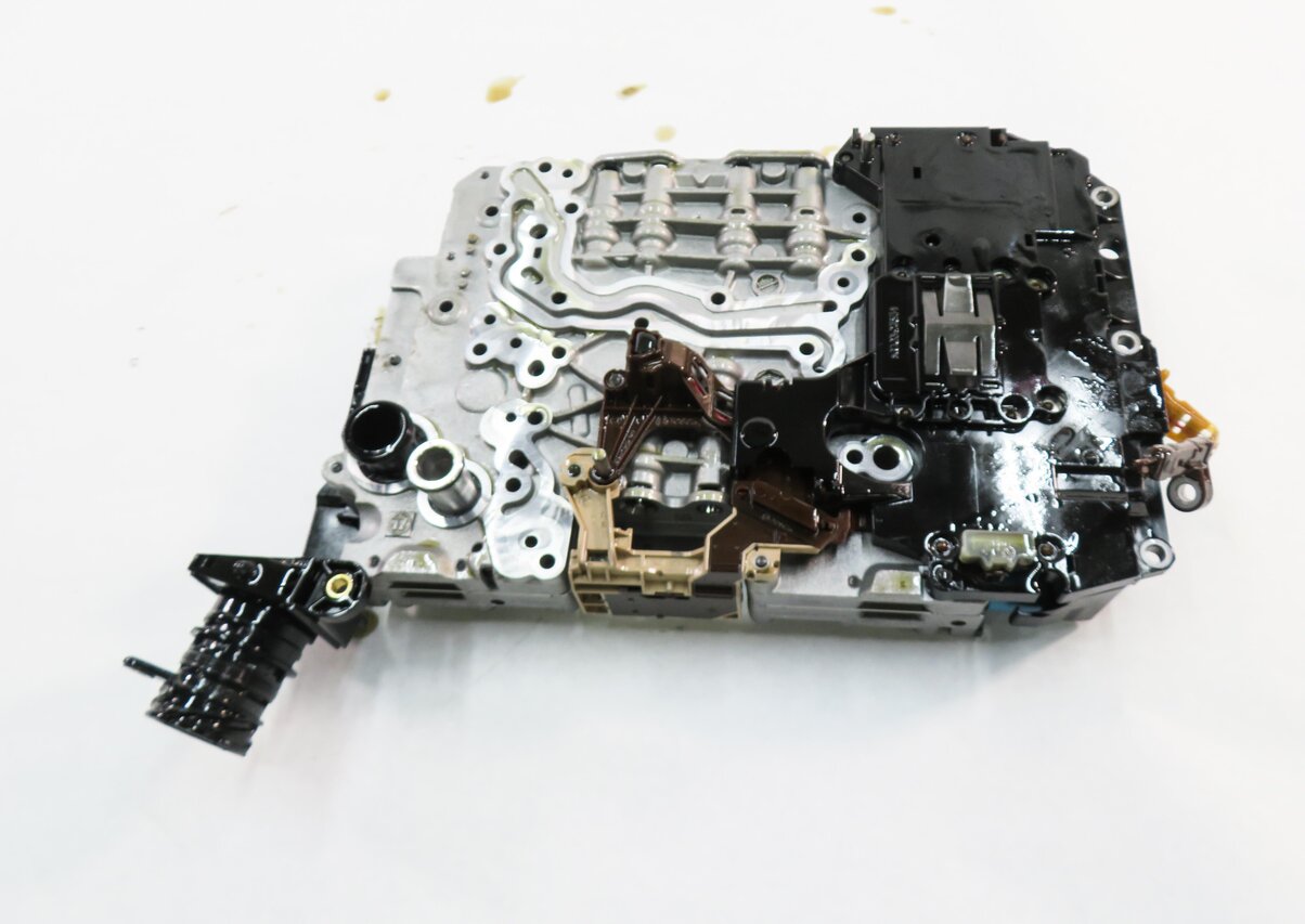 Thumbnail 6: 2014-2017 AUDI A5 (B8 8T) QUATTRO AWD - 2.0L TRANSMISSION VALVE BODY