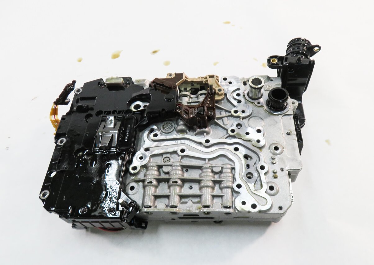 Thumbnail 7: 2014-2017 AUDI A5 (B8 8T) QUATTRO AWD - 2.0L TRANSMISSION VALVE BODY