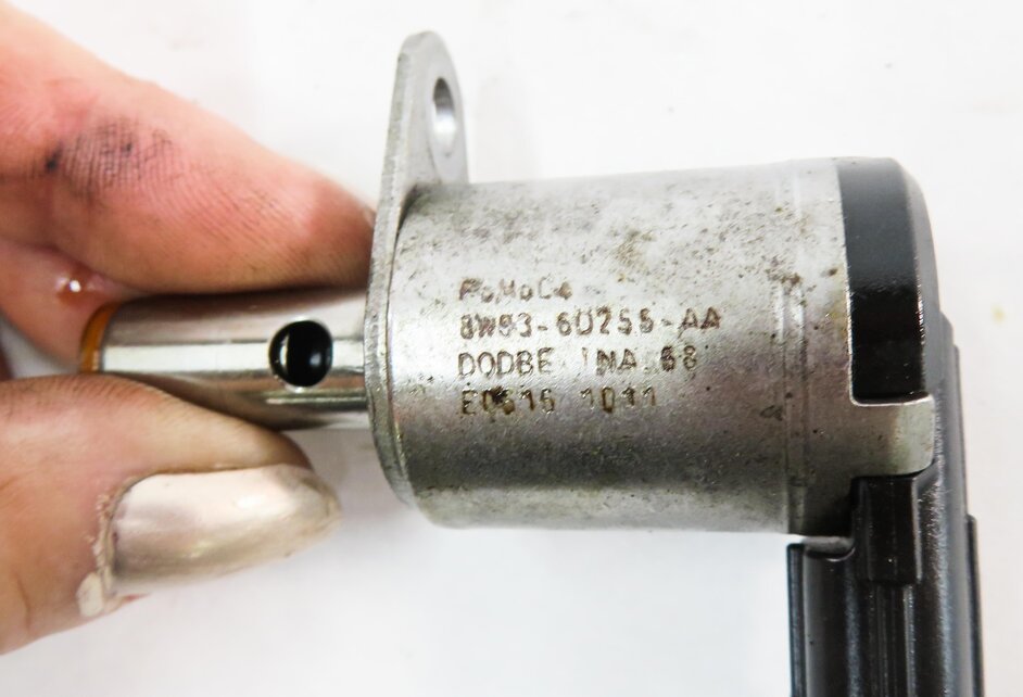 Thumbnail 7: 2010 RANGE ROVER (L322) 5.0L AJ133 V8 ENGINE - OIL PRESSURE SOLENOID SET-2