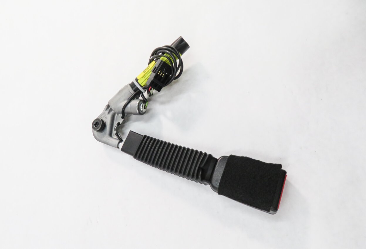 Thumbnail 3: 2007-2012 RANGE ROVER (L322) RIGHT FRONT PASSENGER SEATBELT BUCKLE RECEIVER