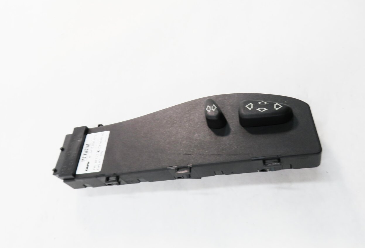 Thumbnail 4: 2010 RANGE ROVER (L322) RIGHT FRONT PASSENGER SEAT ADJUSTMENT SWITCH