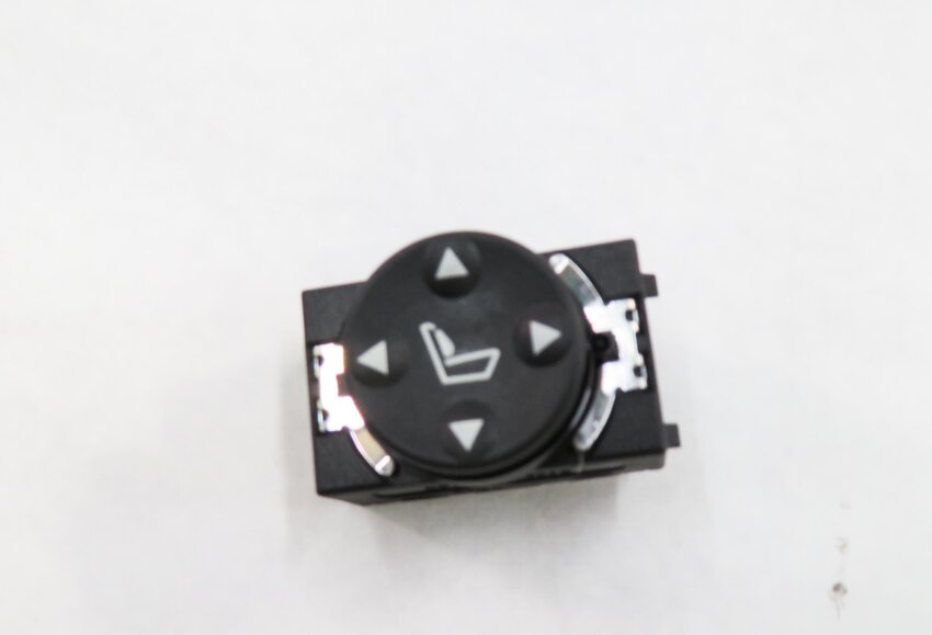 Thumbnail 7: 2010 RANGE ROVER (L322) RIGHT FRONT PASSENGER SEAT ADJUSTMENT SWITCH