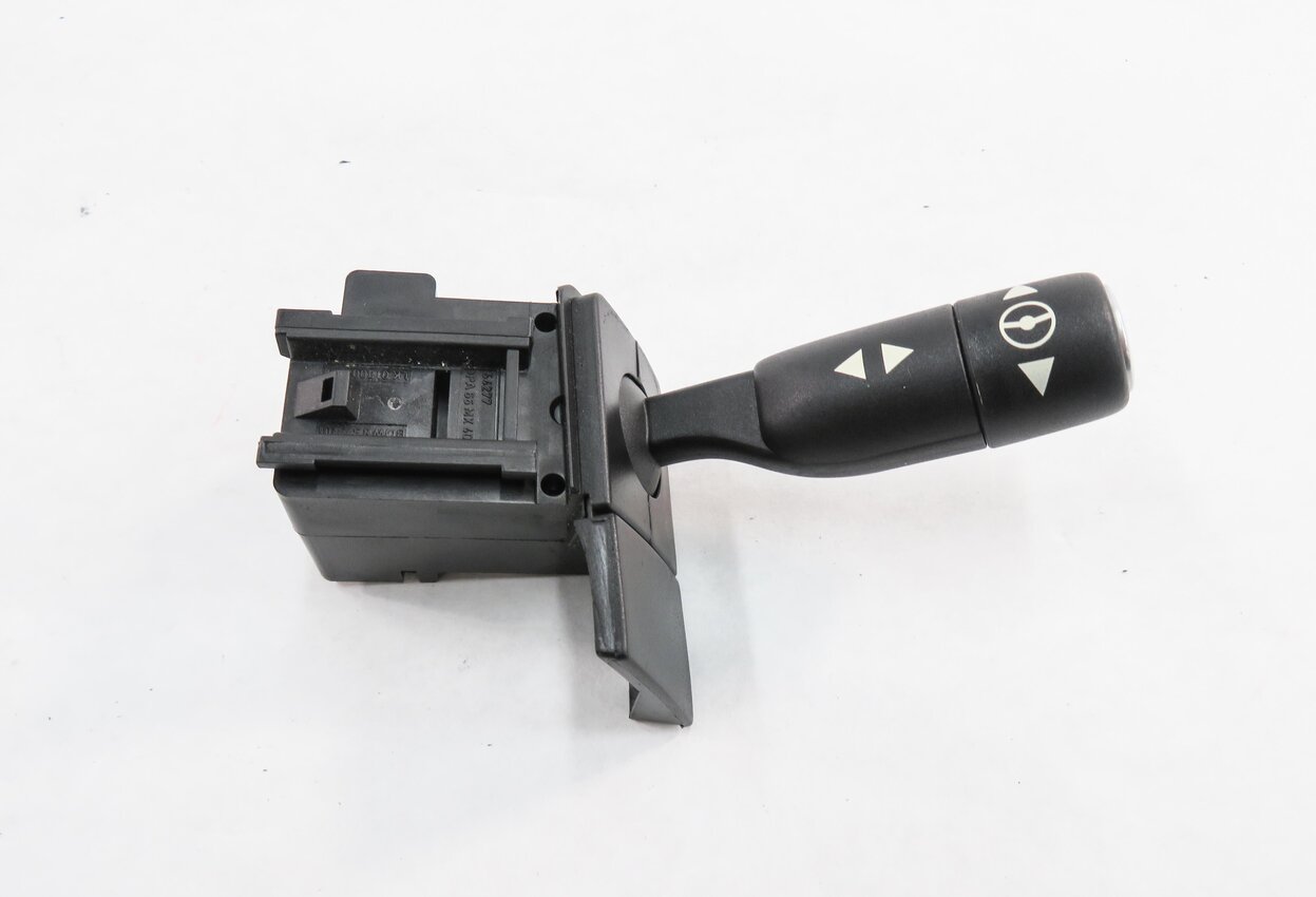 Thumbnail 2: 2010 RANGE ROVER (L322) STEERING WHEEL ADJUSTMENT SWITCH LEVER ARM